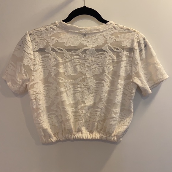 Wilfred lace crop top in size xs - Picture 3 of 3